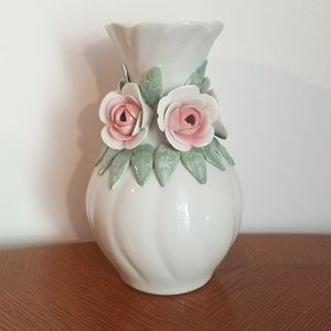 Vase. App 7 3/4" tall. 3 1/4" mouth. 3" base. Pink Roses.